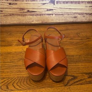 Charlotte Stone Dermot Sandal cross strap wood heel sandals Sz 6